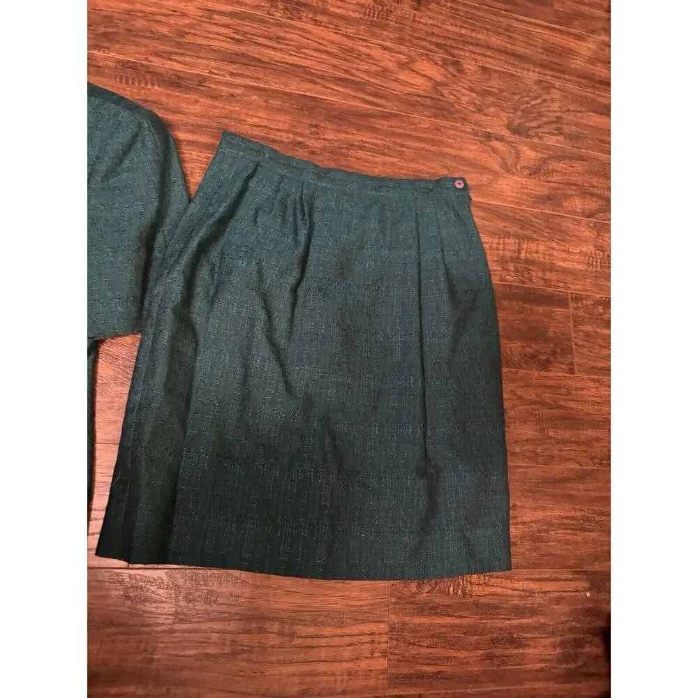 Vintage Kasper ASL Green 2 Piece Short Sleeve Jacket Skirt Suit Set Size 8